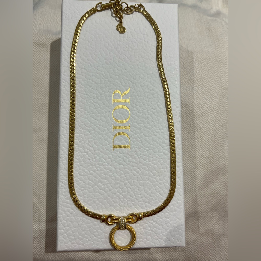 Vintage Dior Necklace - Gold - from 1970s 😍